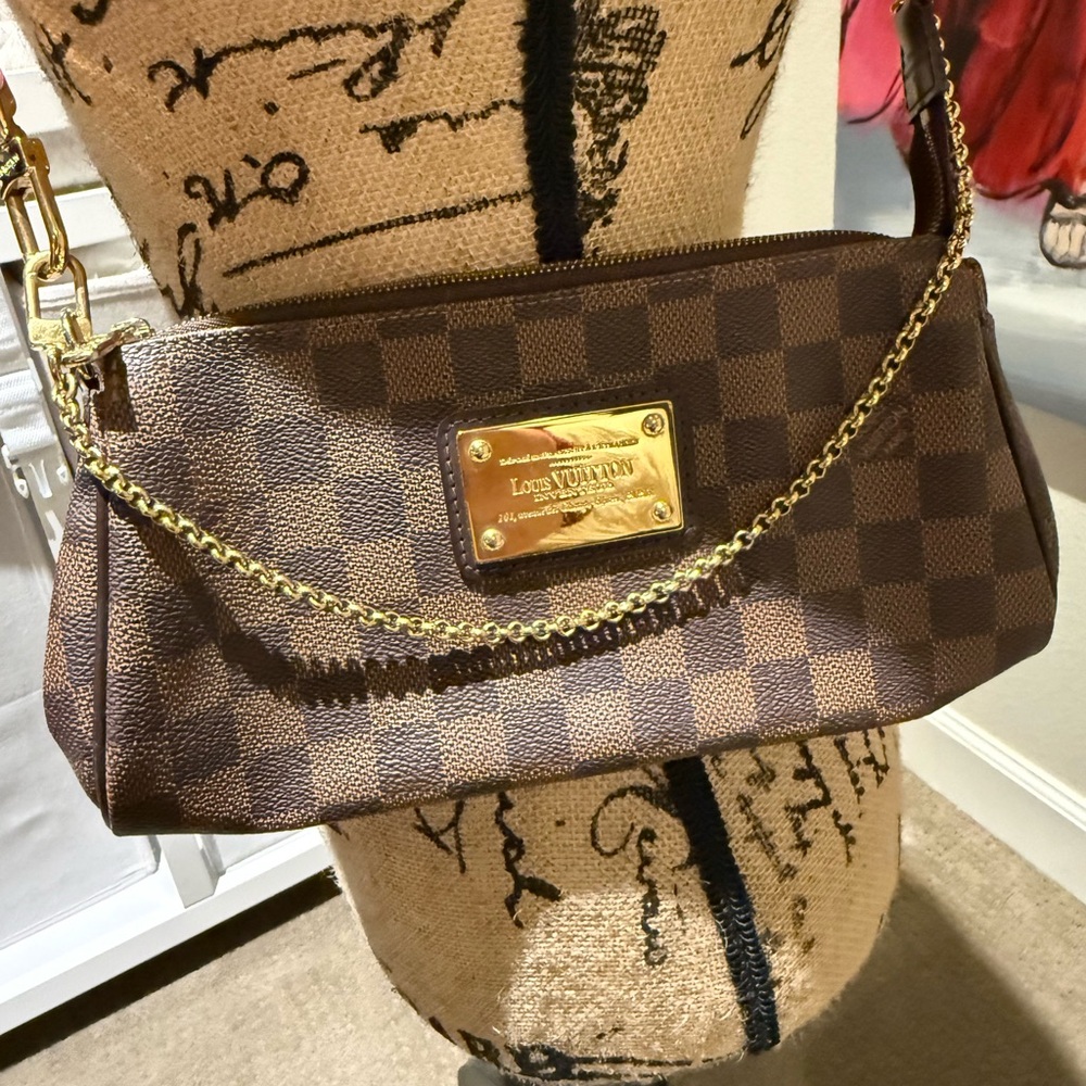 Louis Vuitton Damier Ebene Eva Pochette - Picture 6 of 9